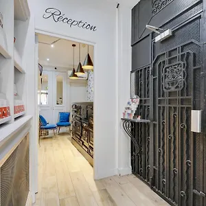 *** Отель Riviera Elysees Франция